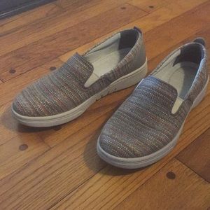 Dansko size 39 slip on shoes